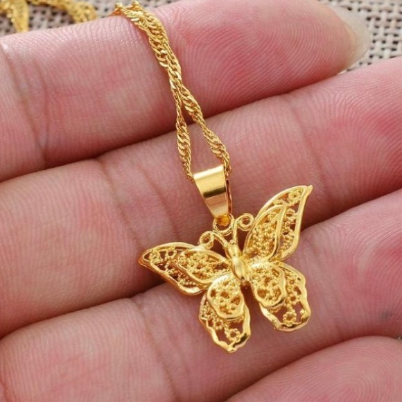 4 SET 18k BUTTERFLY GOLF PLATED NECKLACES 🦋 - Picture 2 of 7
